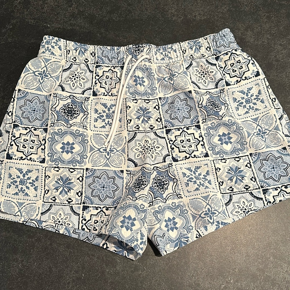 Abercrombie 5inch inseam swim trunks